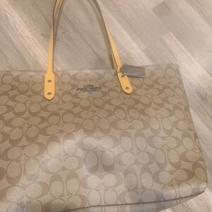 Coach tote bag